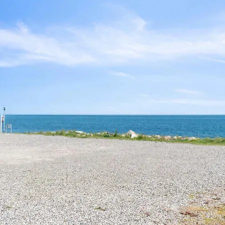 Lovely House With The Sea As A Neighbor Feriehus Gjerrild